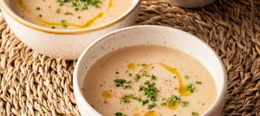 Krémová polévka z bílých fazolí