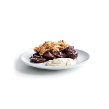 Drůbeží játra na červeném víně s domácí tatarkou