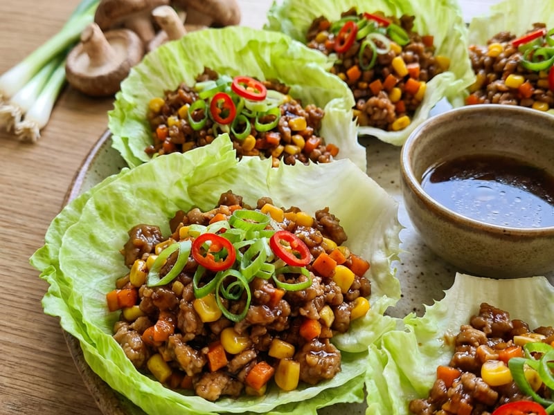 San Choy Bao - Lettuce wraps with minced meat