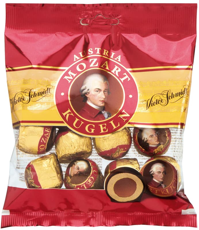 Manner Mozart balls Austria Mozartkugeln