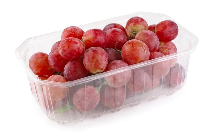 Dark seedless grapes