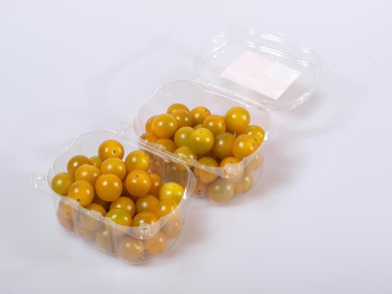 Tomatoes cherry yellow, punnet
