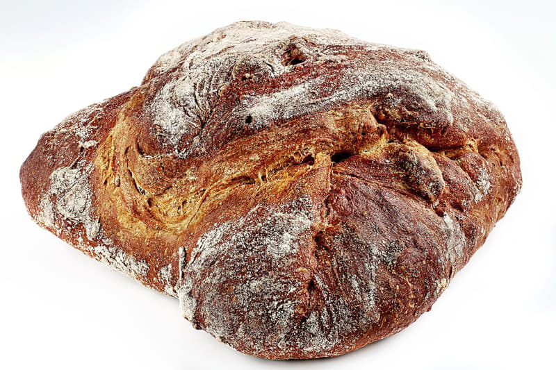 Pekárna Kabát nut bread