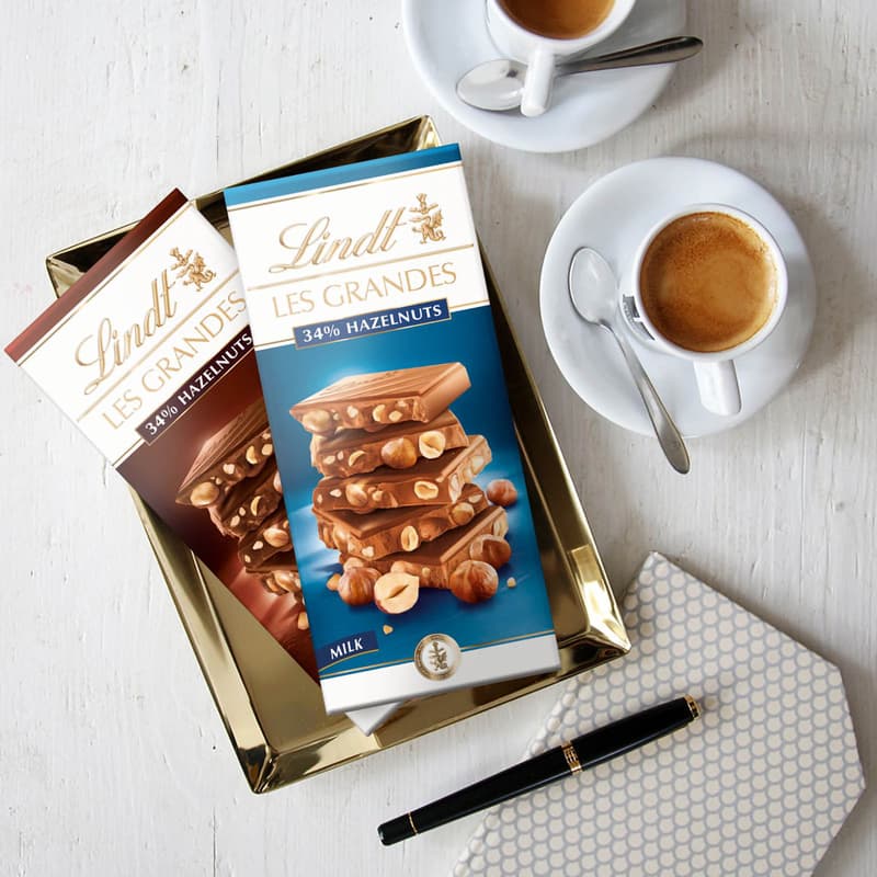 Lindt Les Grandes Milk Chocolate with Whole Hazelnuts