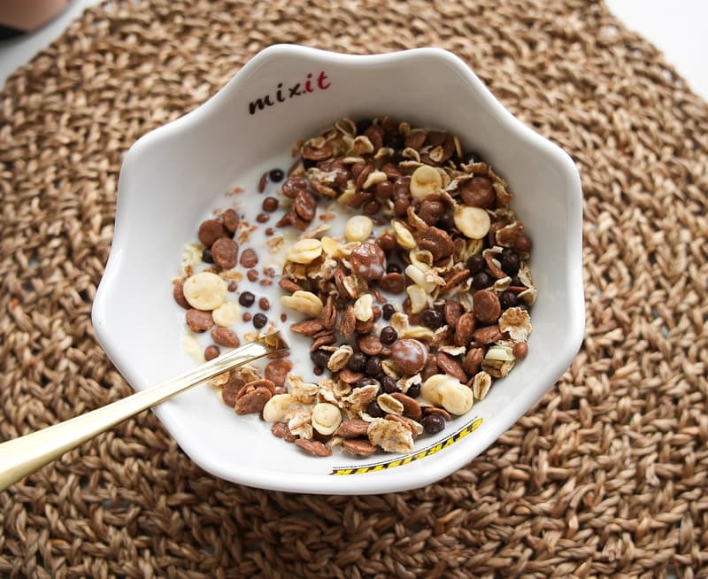 Mixit Muesli Chocolate-bathing