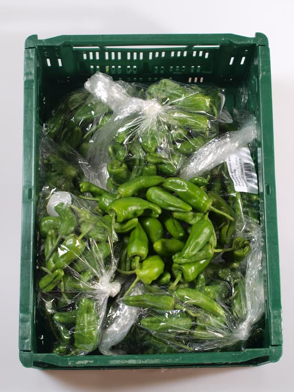 Padrone peppers on the grill, packing