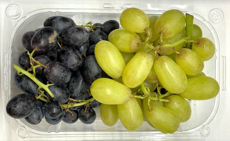 Grapes seedless mix, tray
