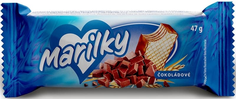Chocolate wafers marginally dipped