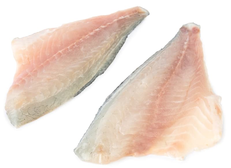 Sea bass fillet with duo-pack skin