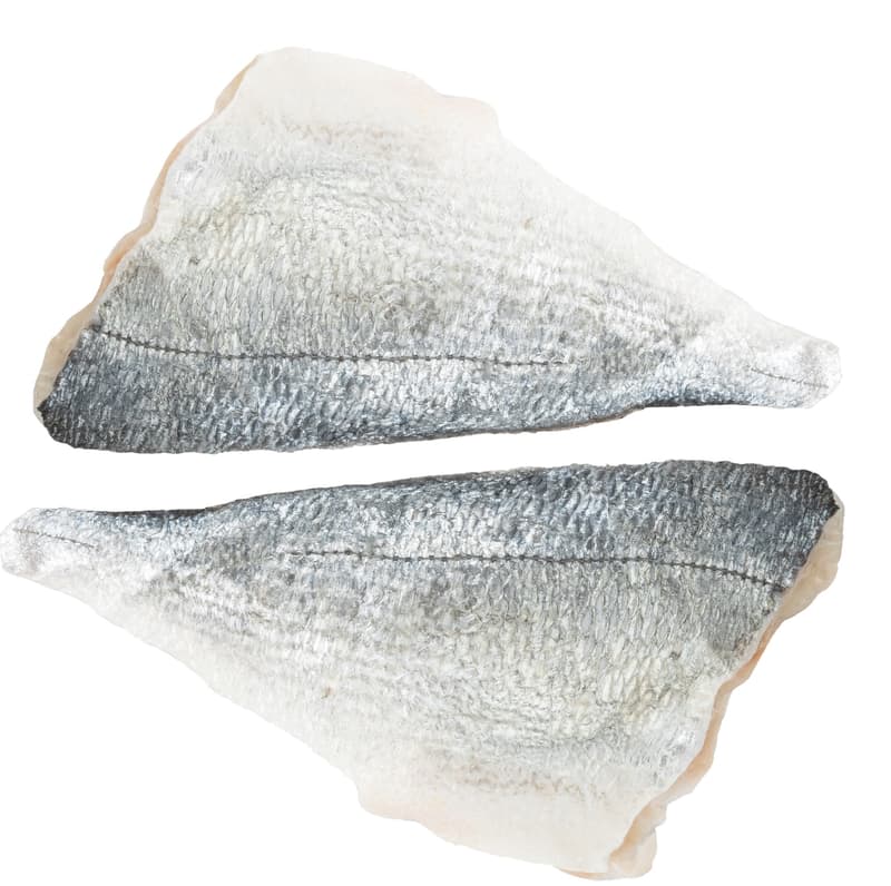 Sea bass fillet with duo-pack skin