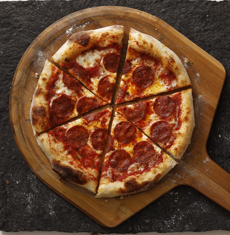 360 Pizza Salami