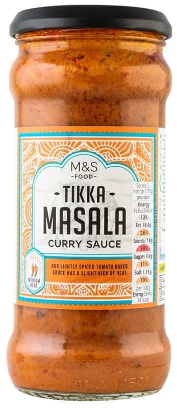 Marks & Spencer Medium hot curry sauce with tomatoes, cream and yogurt