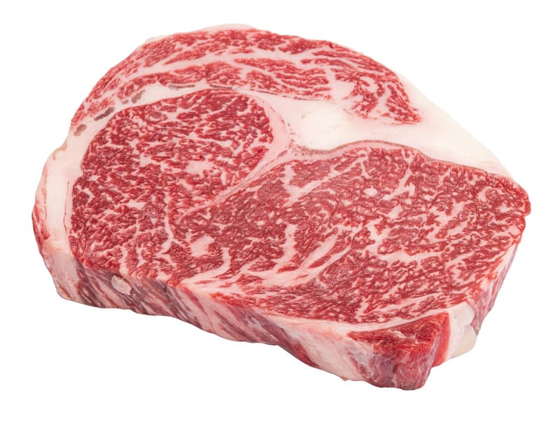 Naše maso Wagyu vysoká roštěná steak z farmy Sloupnice
