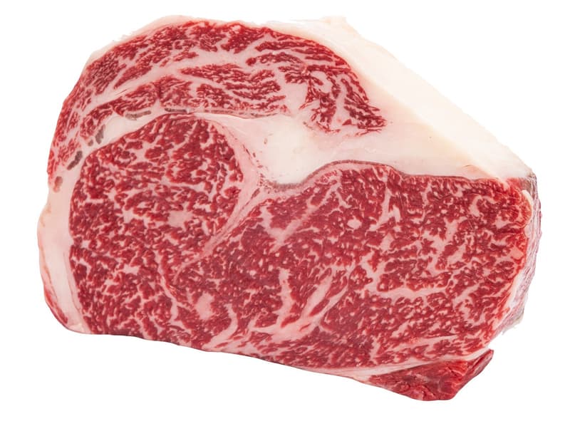 Naše maso Wagyu vysoká roštěná steak z farmy Sloupnice