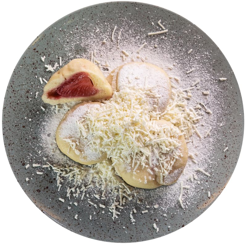 Fermented strawberry dumplings by Roman Kučera