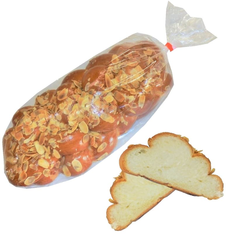Kolínská pekárna Christmas cake with almonds