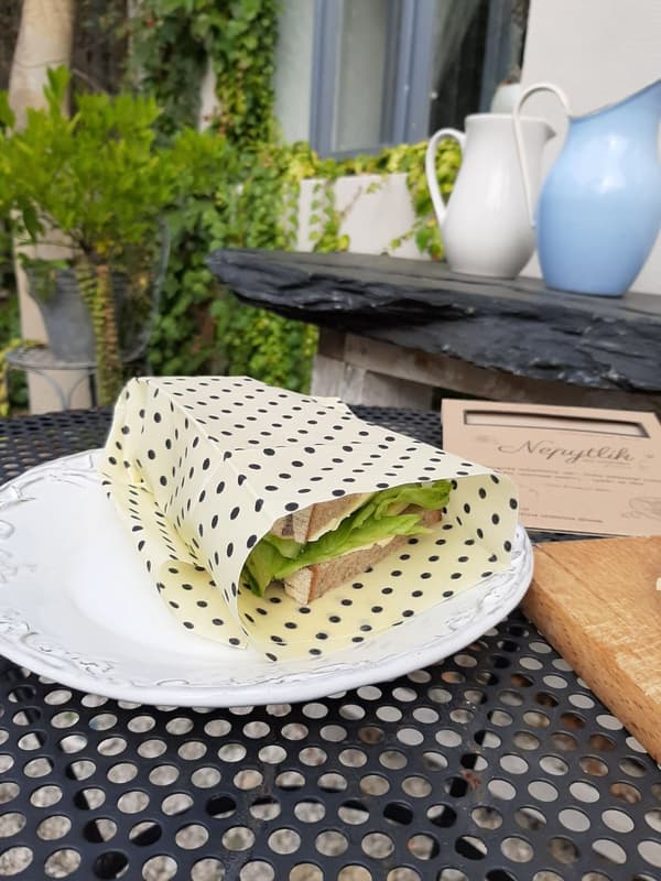 Wrapík Set of waxed napkins for snacks 35 × 30 cm and 25 × 25 cm