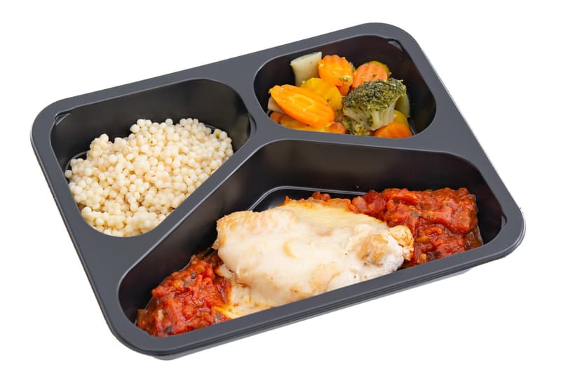 Pappudia Chicken steak with mozzarella and tomato salsa with tarragon and vegetables