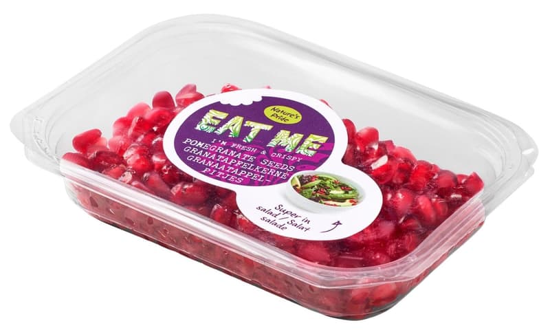 Pommegranate peeled