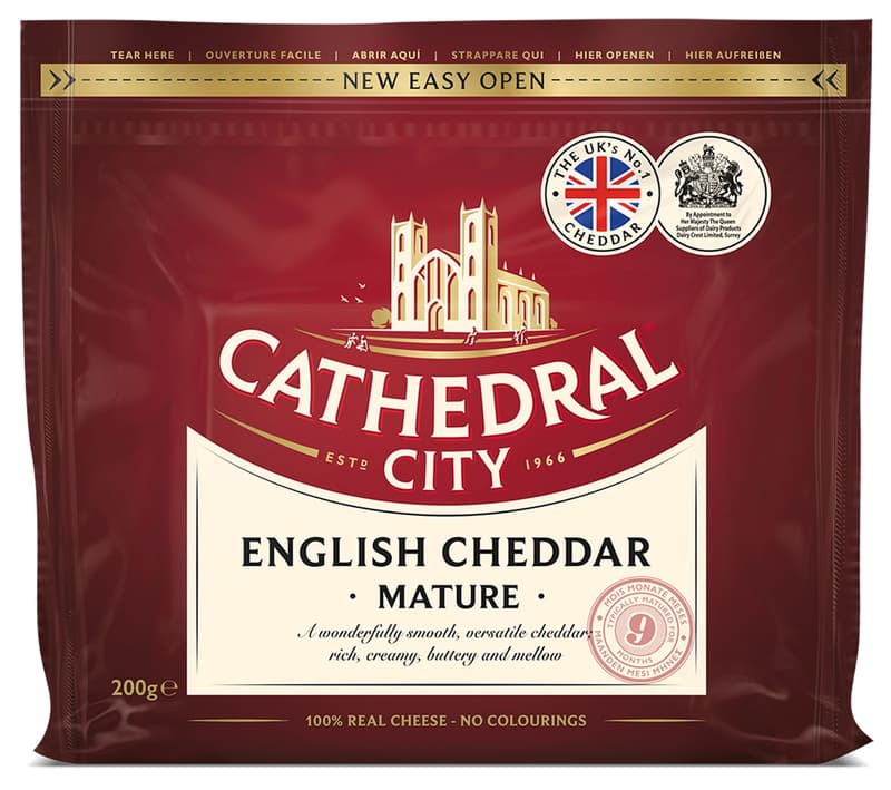Cathedral City Cheddar Mature bloček