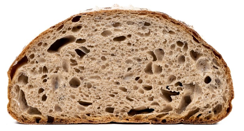 Rohlik´s Soft Wheat/Rye Bread Šumava – half