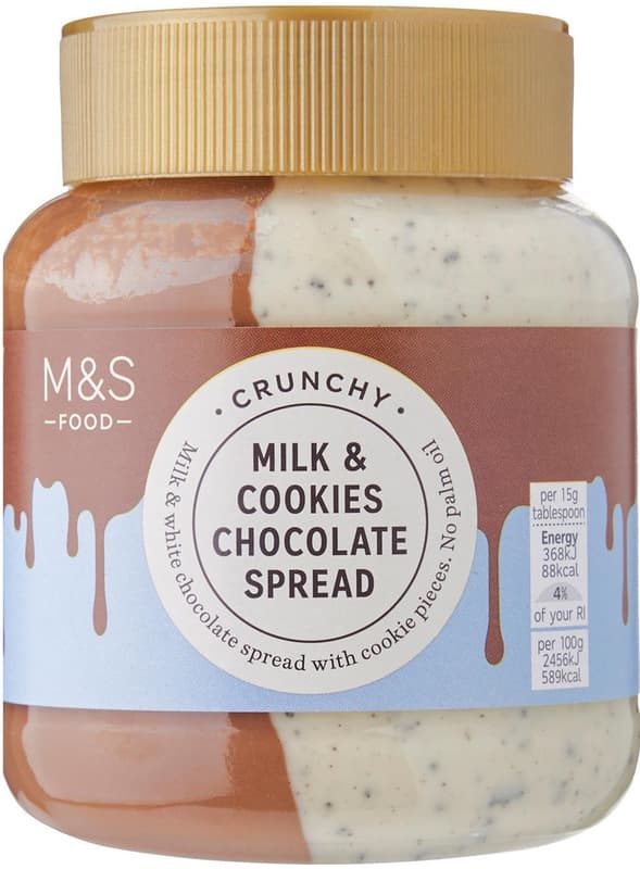 Marks & Spencer Milk and white chocolate flavored spread with pieces of cookies