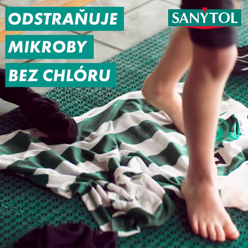 Sanytol Disinfectant for laundry with white flowers