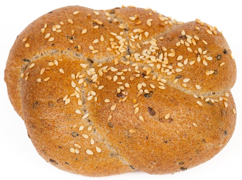 Rohlíkova Wholewheat bun with seed brew