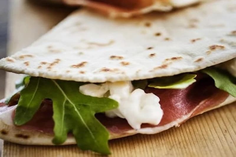 Angolo della Piada Piadina Romagnola Igp alla Riminese wheat pancakes