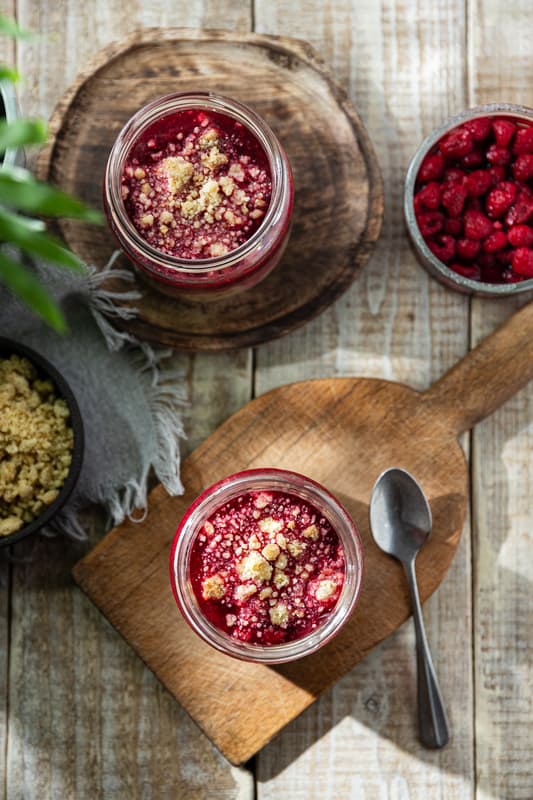Rohlik.cz Berry Addictive Crumble Pudding by The Green Garden