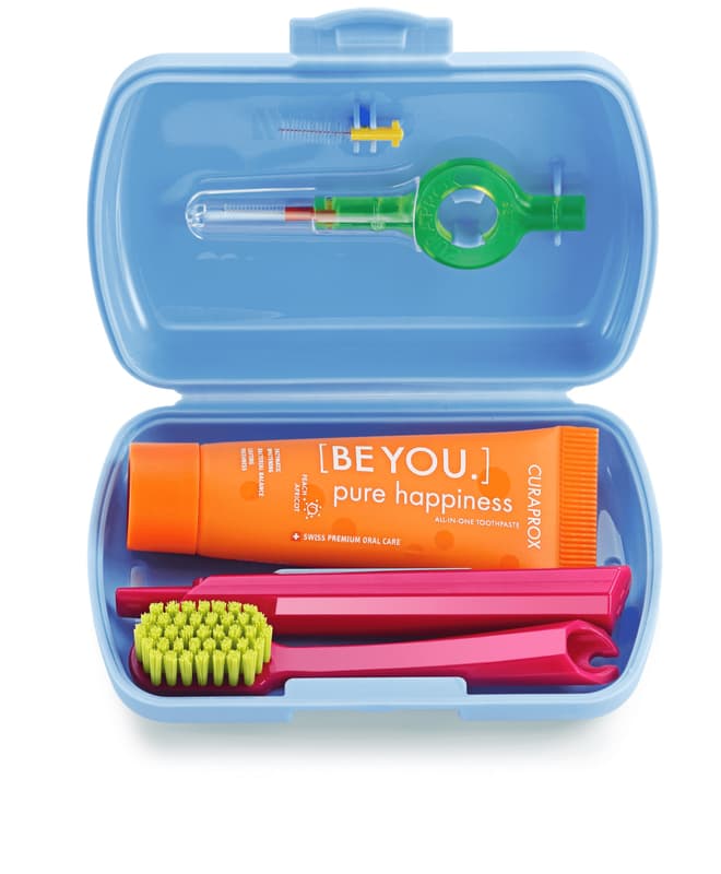 Curaprox Cestovní set pro zubní hygienu modrý