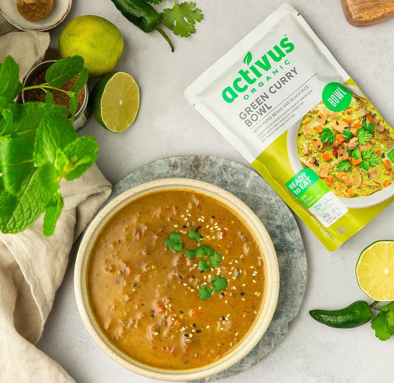 Activus BIO Green curry bowl se zeleným kari kořením, fazolemi mungo a černou rýží