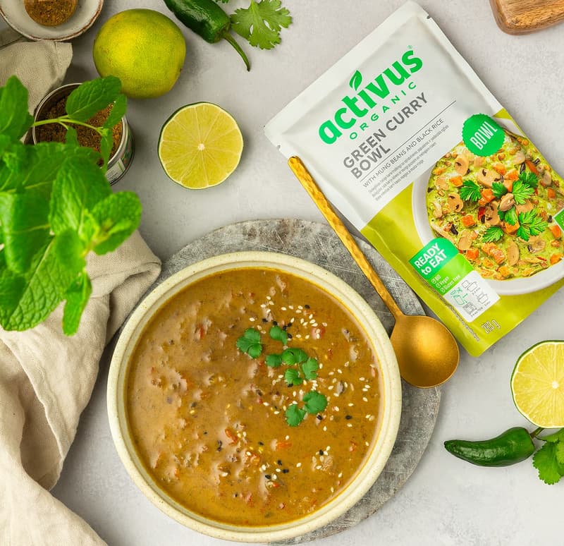 Activus BIO Green curry bowl se zeleným kari kořením, fazolemi mungo a černou rýží