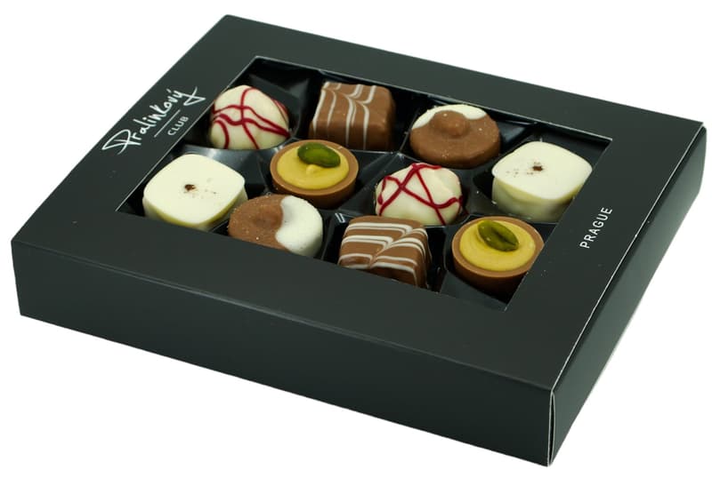Praline Club Selection of pralines with nuts and nougat 10 pcs