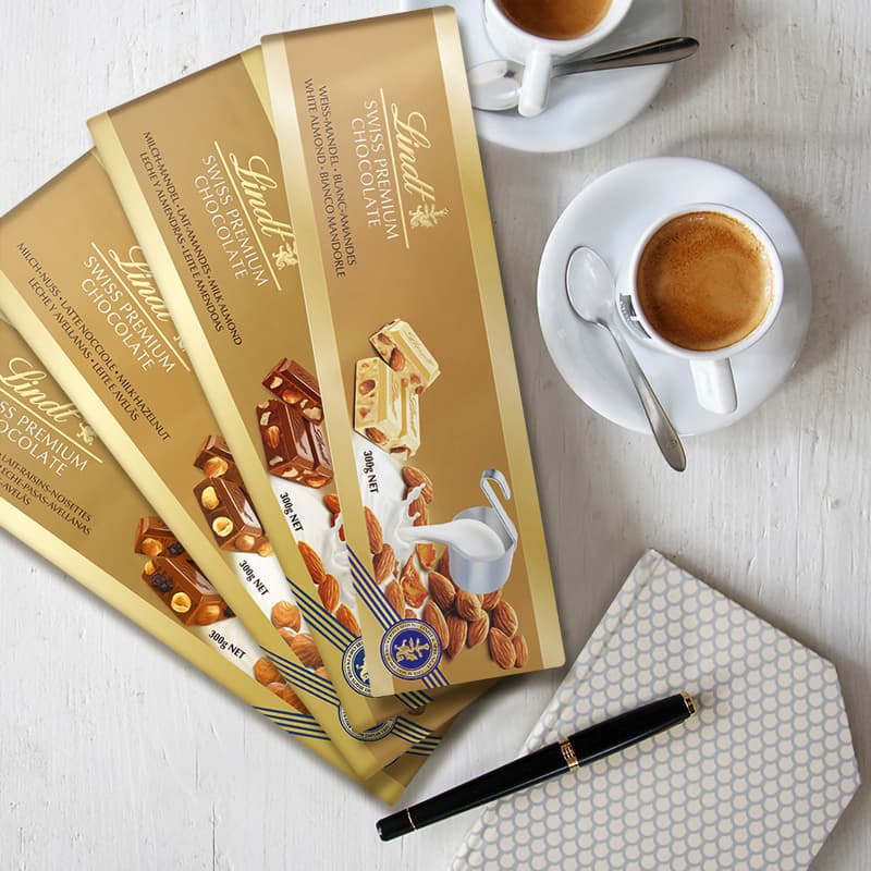 Lindt Chocolate Gold Tablet Swiss White with Almonds