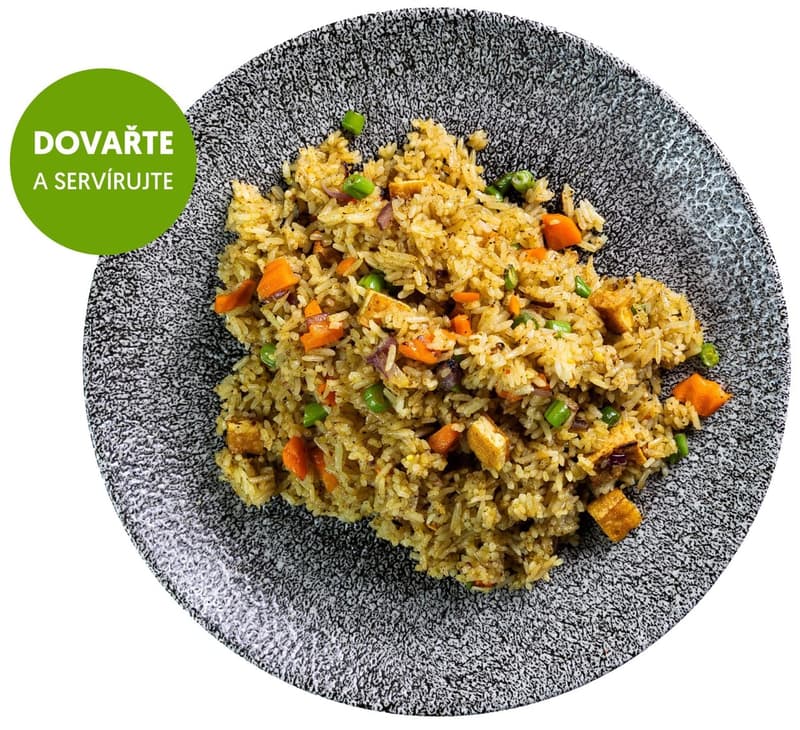 Rohlik.cz Toasted Thai rice with vegetables, tofu and green curry from Café Buddha