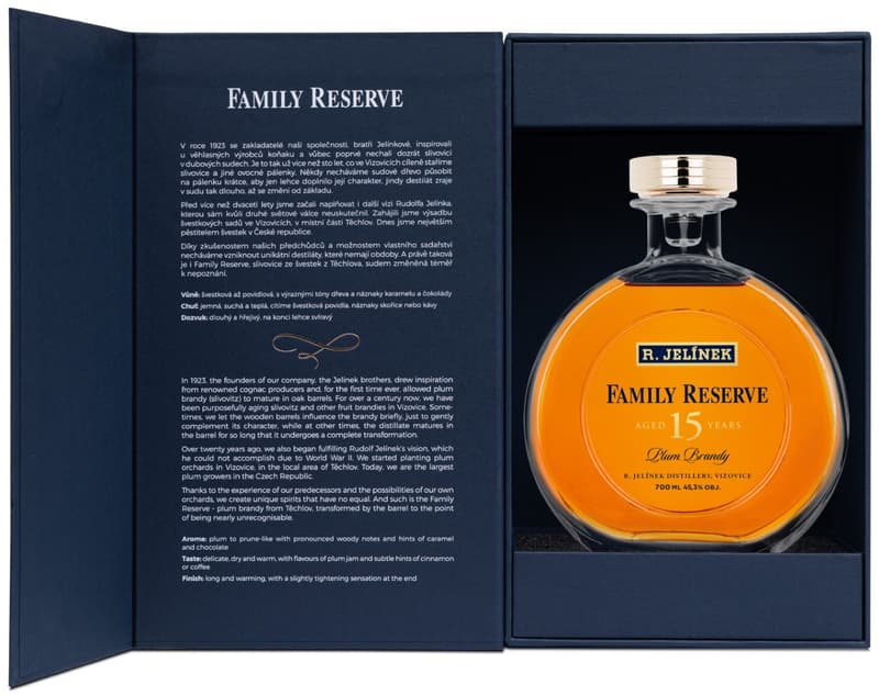 R. JELÍNEK Slivovice Family reserve 15y 45,3% obj.