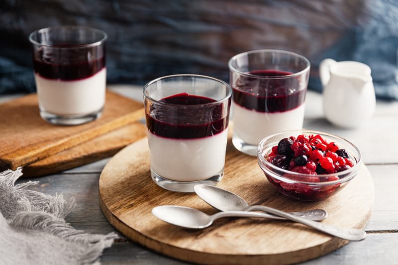 Rohlik.cz Fruit-powered Panna Cotta from The Green Garden