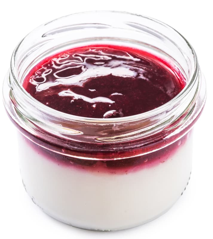 Rohlik.cz Fruit-powered Panna Cotta from The Green Garden