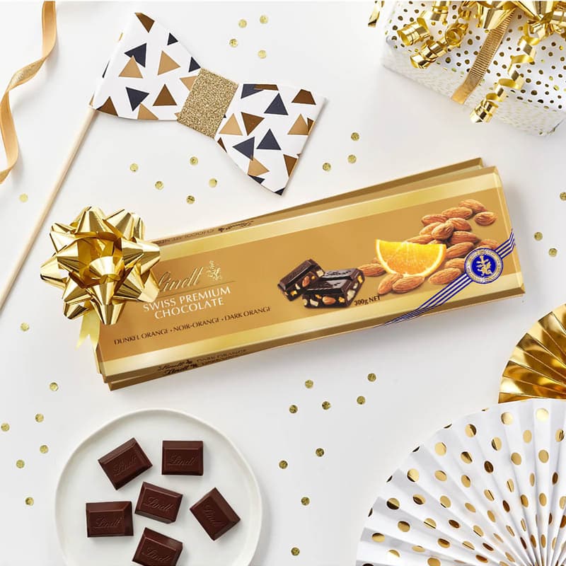Lindt Čokoláda Gold Tablet Švýcarská hořká s pomerančem a mandlemi