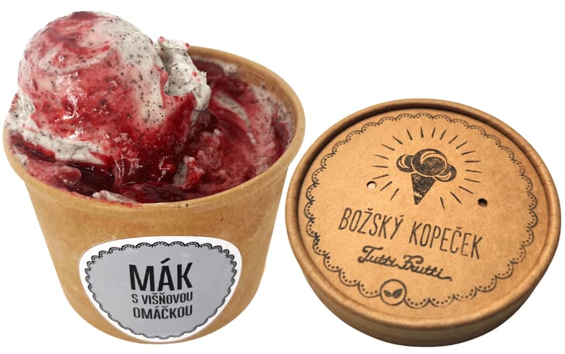 Božský kopeček Poppy seeds with cherry sauce
