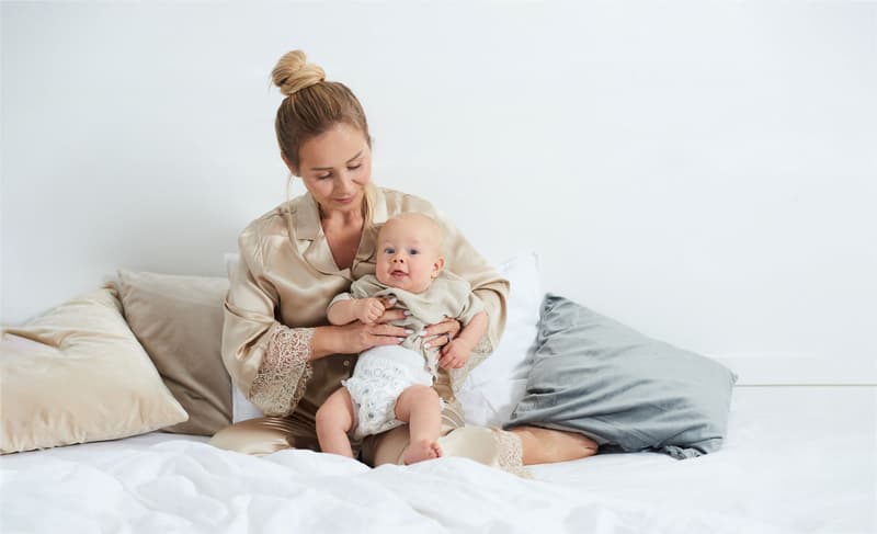 Kolorky EKO Noční jednorázové plenkové kalhotky deluxe velvet L Sleepy (8–13 kg)