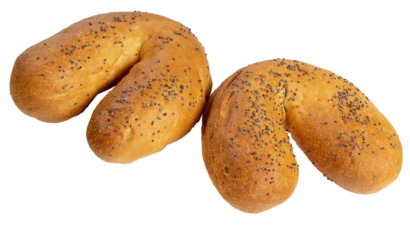 Free Days Sweet roll sprinkled with poppy seeds