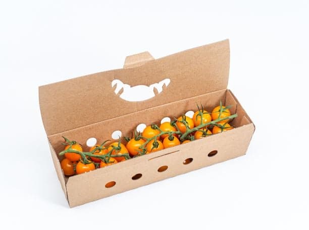 Rohlik.cz Hanácké golden cherry tomato on a twig, packaging