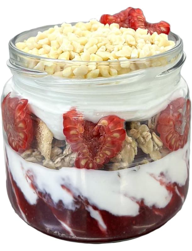 My yoghurt Greek with almonds