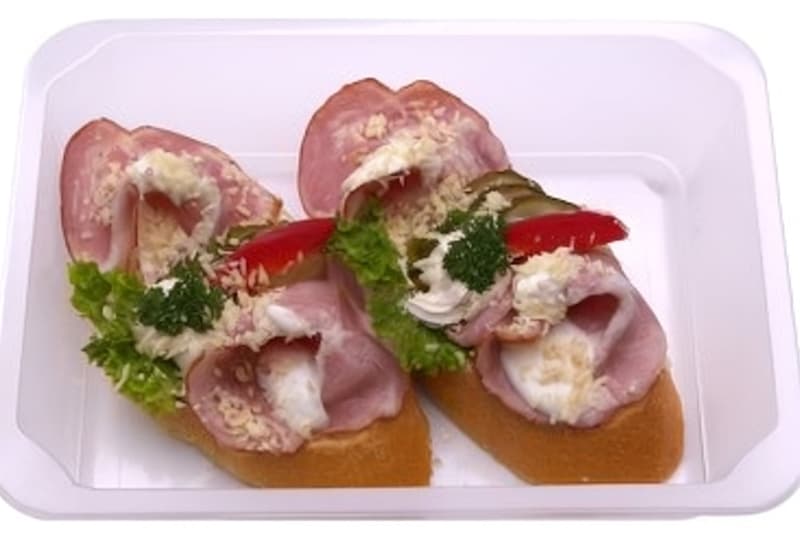 Libeřské lahůdky Bread with neck and horseradish