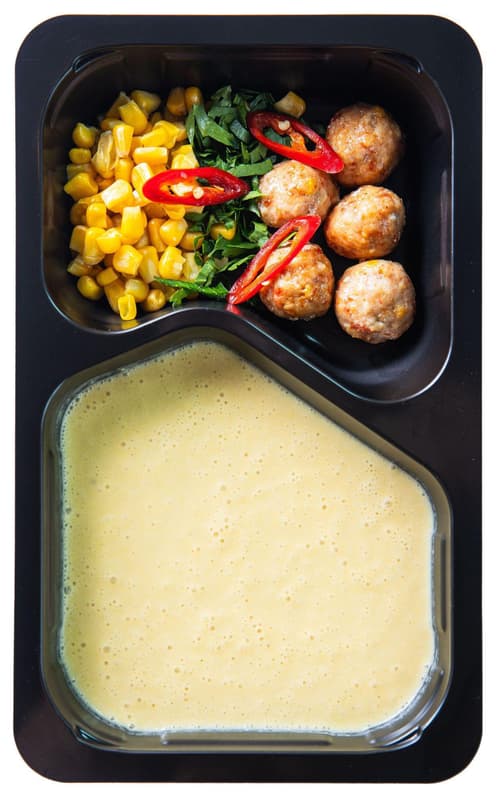 Corn cream with spicy chicken balls from Spojka Karlín