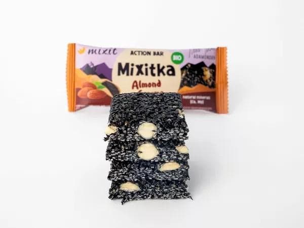 MixIt Adam Ondra's BIO Mixitka - Sesame and Almond