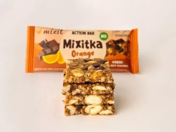 MixIt Action BIO Mixitka by Adam Ondra - Orange and Chocolate