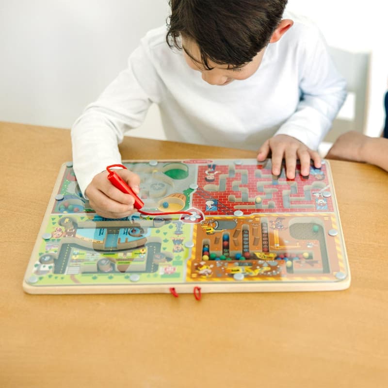 Melissa & Doug Dřevěné magnetické bludiště
